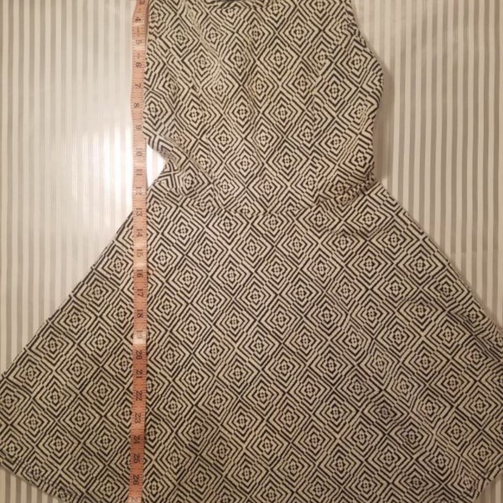 Pattern Printed Dress - Picture 3 of 4
